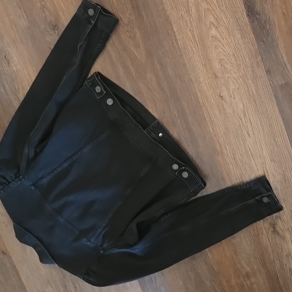 Gap Black Jean Jacket - Picture 2 of 10